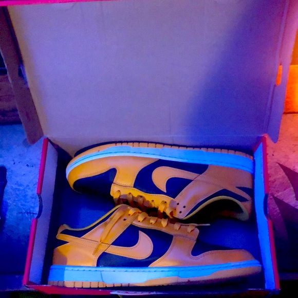 Nike Dunk Lows: Championship Goldenrod 2021